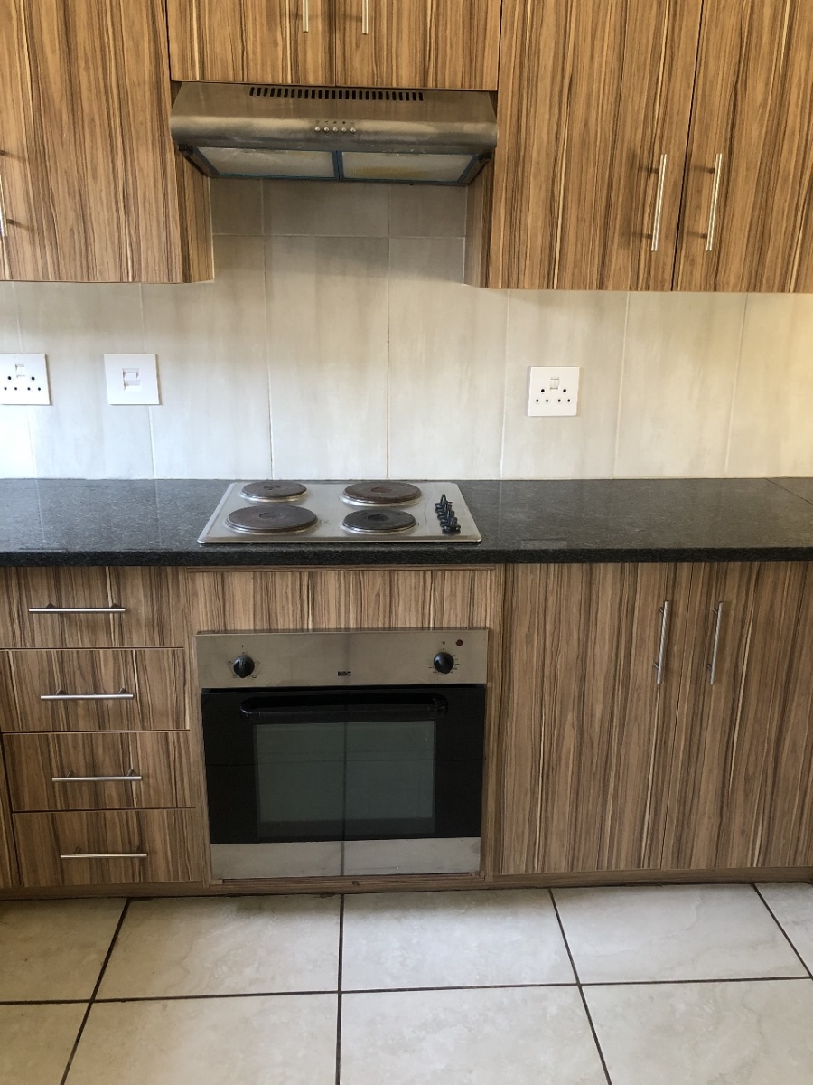 2 Bedroom Property for Sale in Potchefstroom North West